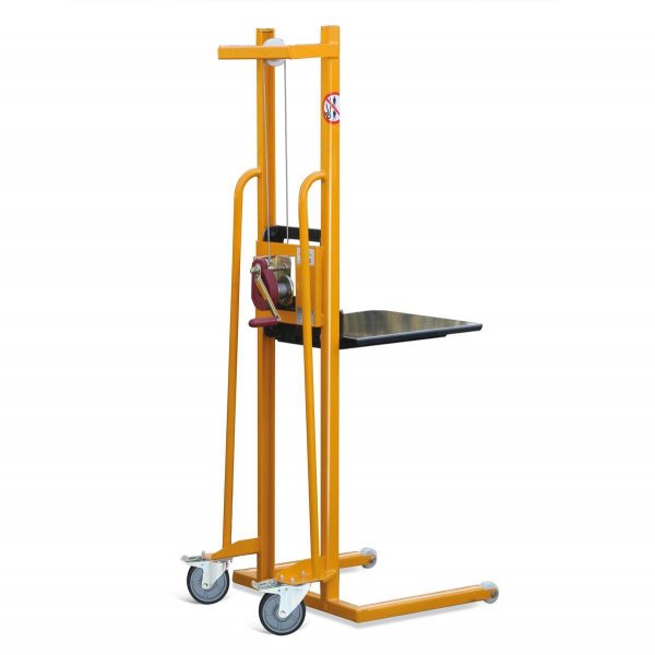 Materiallifter TAUROLIFTER mit Plattform, Hubh&ouml;he 1500 mm, Traglast 100 kg, TPE-Bereifung, RAL 1028